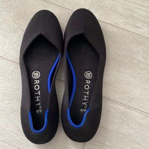 Well-loved Rothys. 8.5